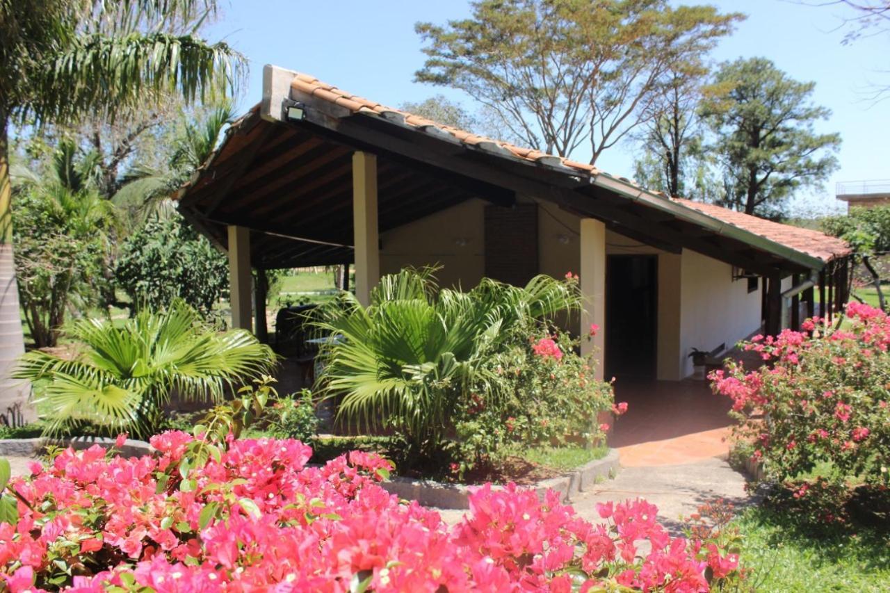 Posada San Miguel Paraguari Exterior foto